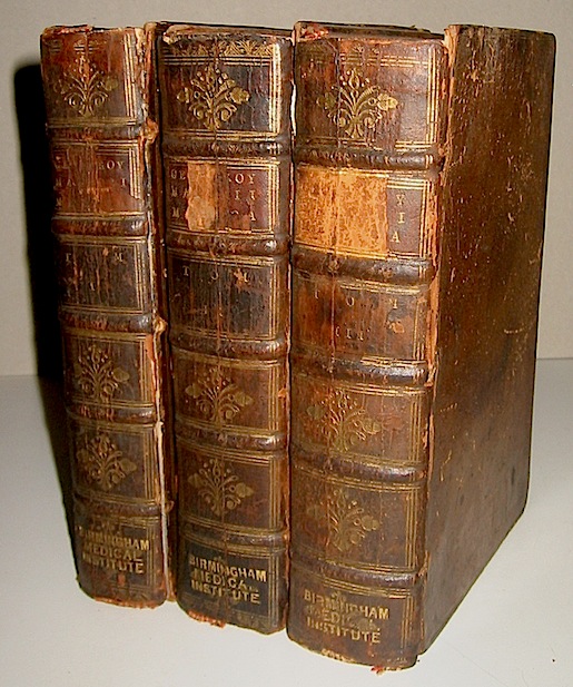 Etienne-François Geoffroy Tractatus de materia medica, sive de medicamentorum simplicium Historia, virtute, delectu & usu. Tomus primus De fossilibus (secundus, De vegetabilibus exoticis e tertius, De vegetabilibus indigenis) 1741 Parisiis Joannis Desaint & Caroli Saillant